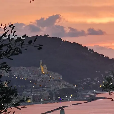 Vivi Tra Mare E Ulivi